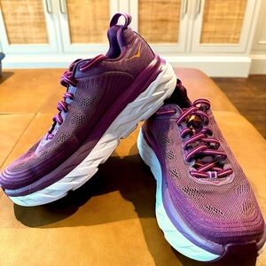 HOKA one one - Bondi 6 - Good Condition